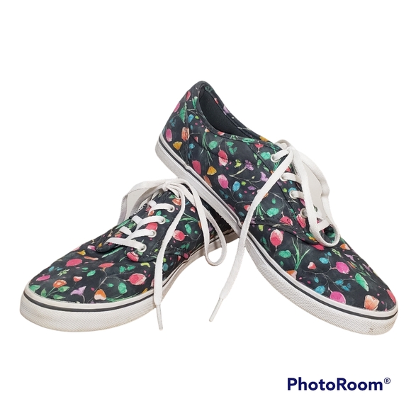 Vans Shoes - Vans Floral Print Classic Sneakers